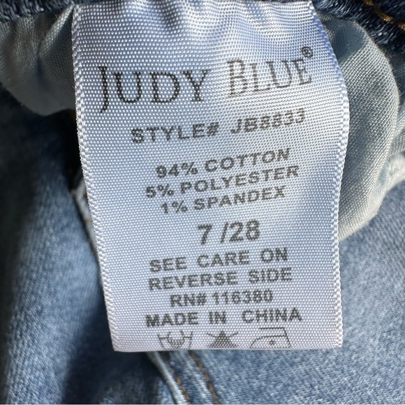 Judy Blue Jeans Pants Relaxed Fit Light Wash Denim Distressed Mid Rise Size 28 - Picture 5 of 6